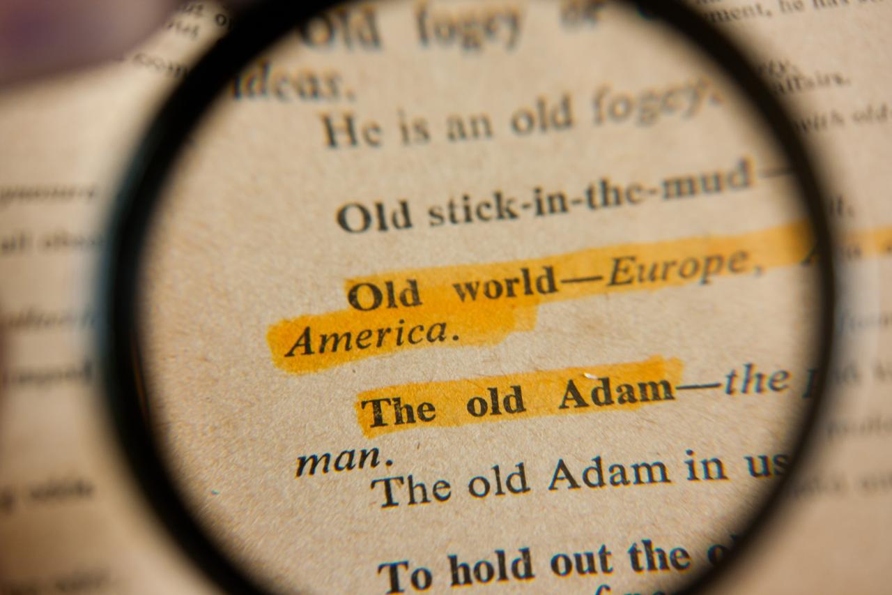 How to Find Legit Pawn Shops That Buy Jewelry Online