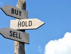 Where to buy diamond necklaces online with ease and confidence