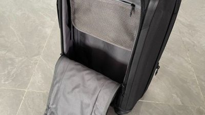 Alpha 3 International – Expandable 4-Wheeled Carry-on – Tumi
