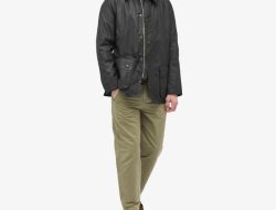 Barbour Ashby Wax Jacket Reviewing the Classic Waterproof Coat