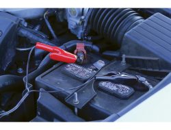 VIAIR 88P Portable Compressor Testing Tire Inflation Speed for Off-Road Gear