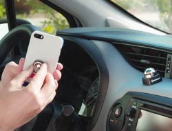 Nite Ize Steelie Reviewing the Best Magnetic Ball-and-Socket Phone Mount