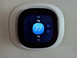 Ecobee Smart Thermostat Premium Testing the Best Energy-Saving HVAC Control