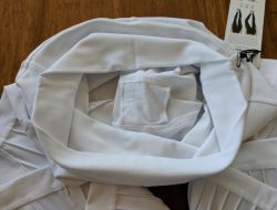 Alo Yoga Moto Legging Reviewing the Best High-Performance Designer Activewear