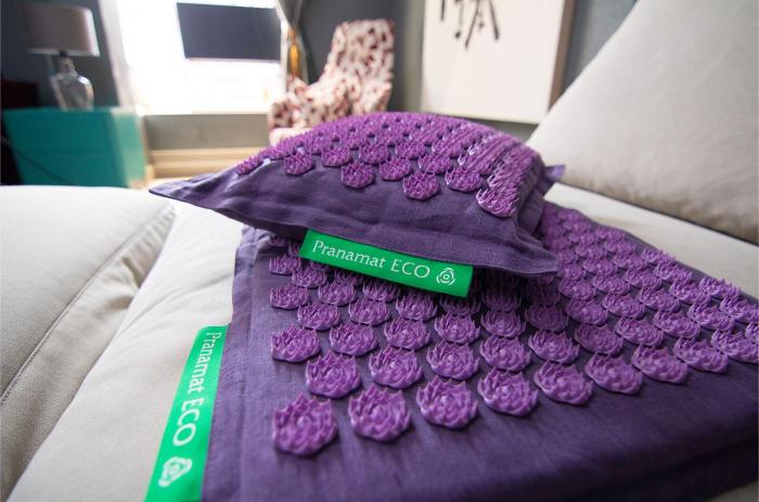 Pranamat ECO Set Reviewing the Best Therapeutic Acupressure Mat