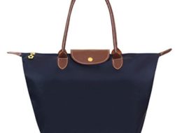 Longchamp Le Pliage Testing the Durability of the Iconic Foldable Nylon Tote