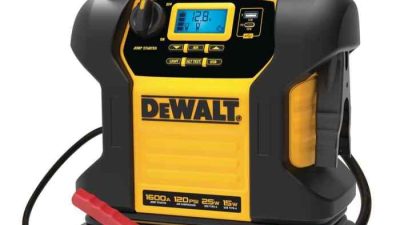 DeWalt DXAEJ14 Jump Starter Testing the Integrated Air Compressor Utility
