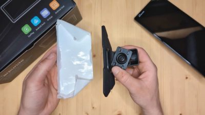 Carpuride W903 Reviewing the Best Portable Wireless Screen for Older Cars